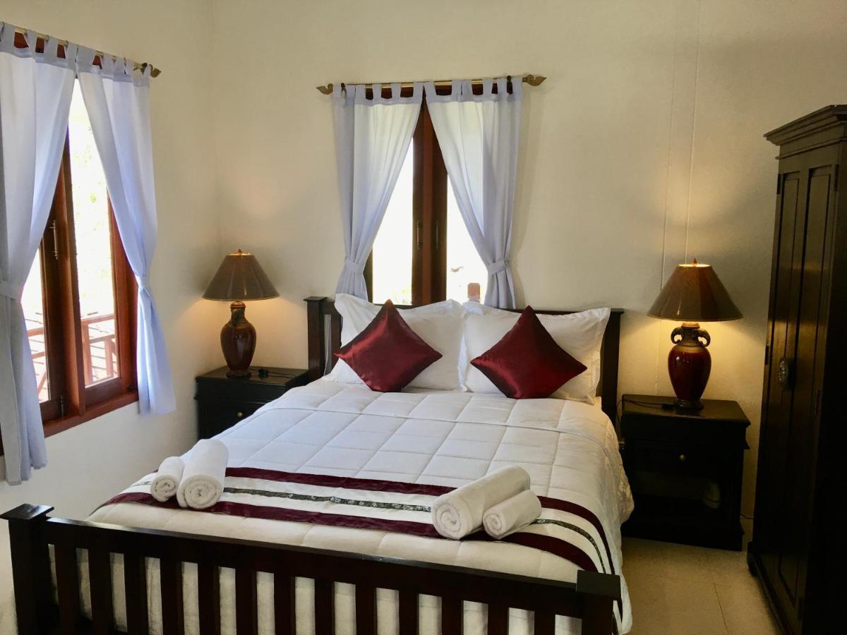 Naraya Homestay San Pa Tong Exteriör bild