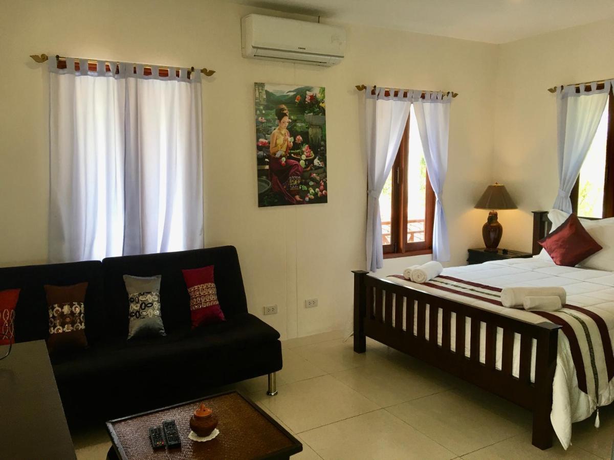 Naraya Homestay San Pa Tong Exteriör bild