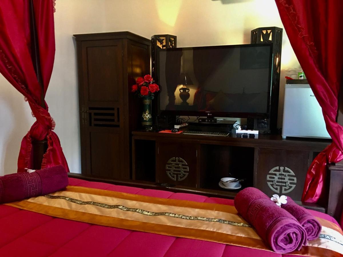 Naraya Homestay San Pa Tong Exteriör bild