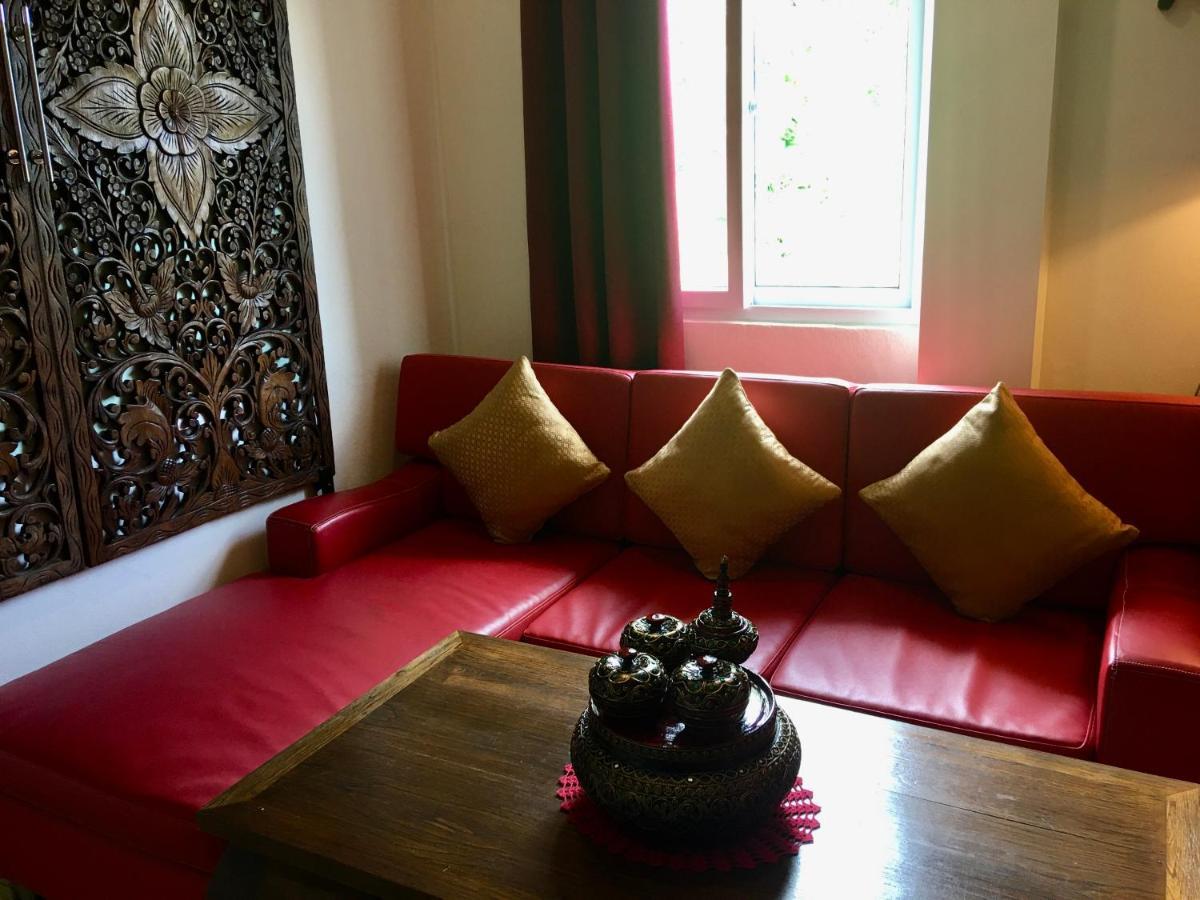Naraya Homestay San Pa Tong Exteriör bild