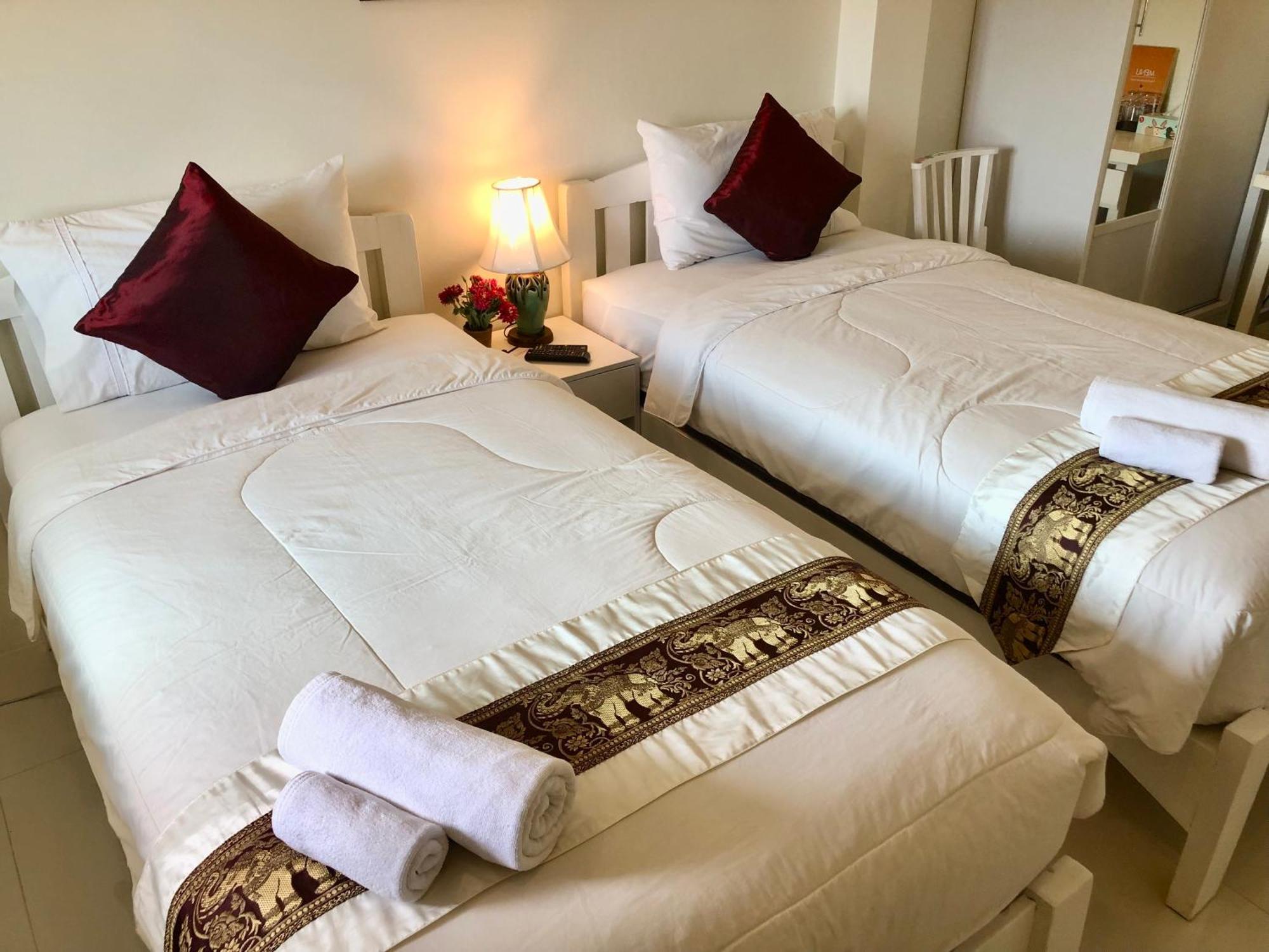 Naraya Homestay San Pa Tong Exteriör bild