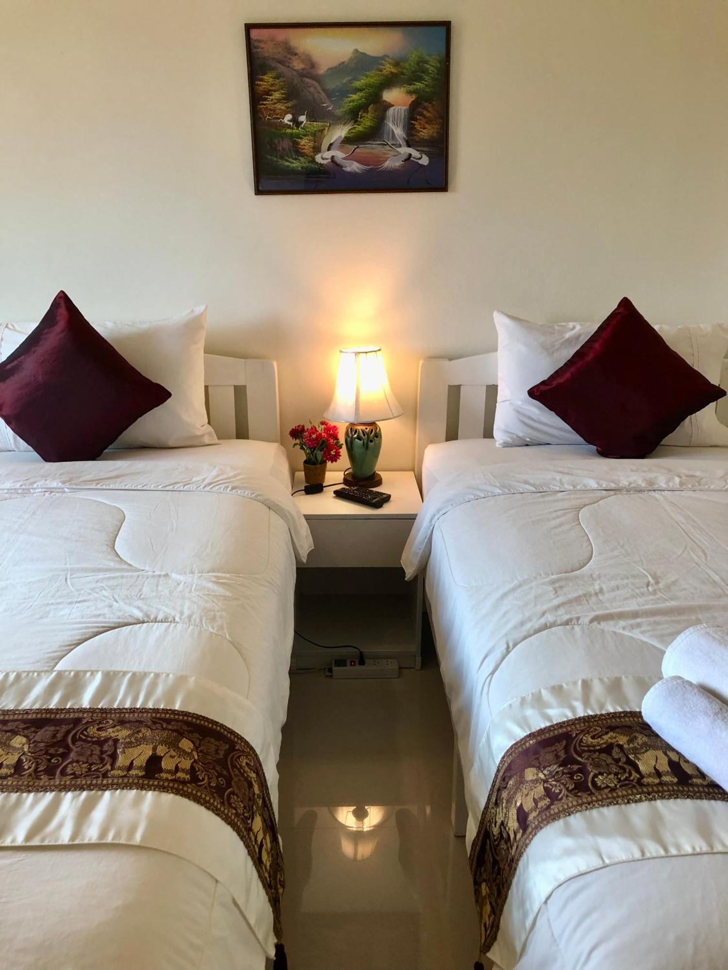 Naraya Homestay San Pa Tong Exteriör bild