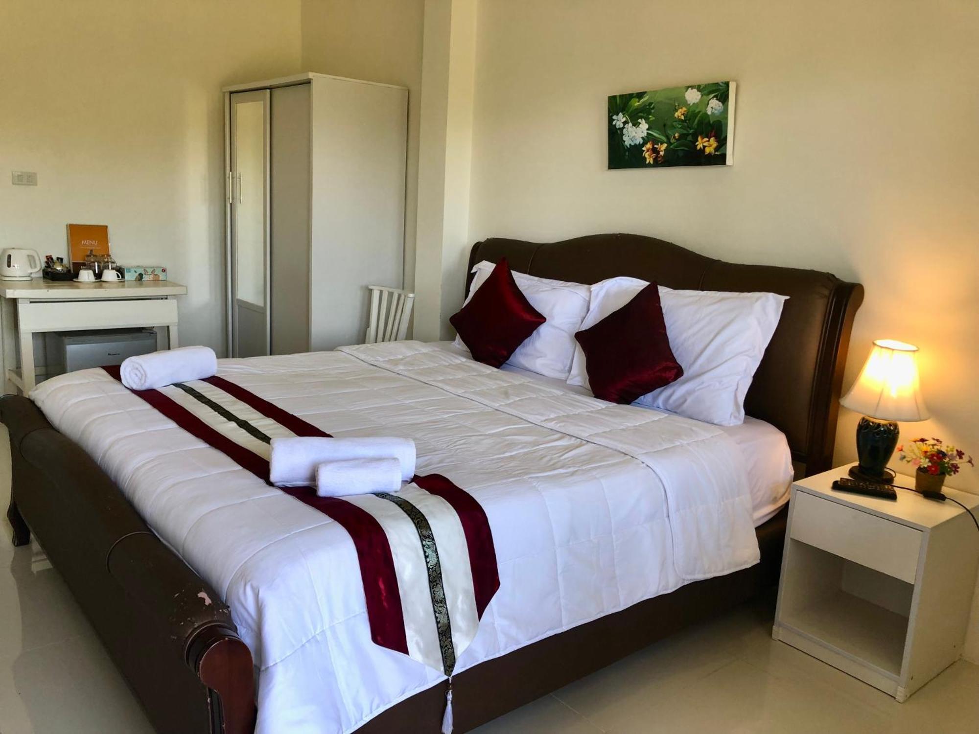 Naraya Homestay San Pa Tong Exteriör bild