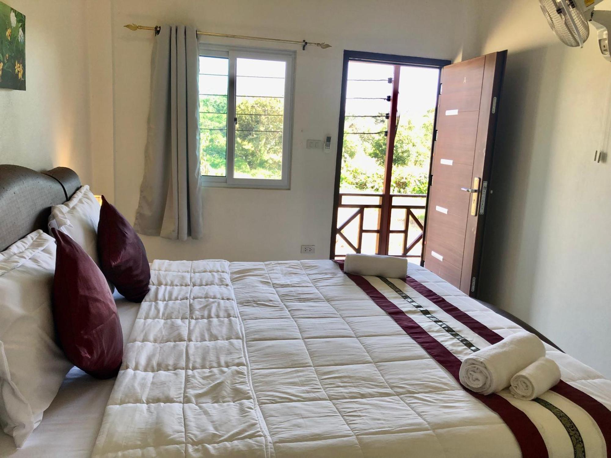 Naraya Homestay San Pa Tong Exteriör bild